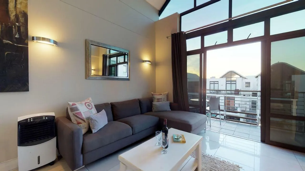 Eden On The Bay Penthouse 217 Bloubergstrand